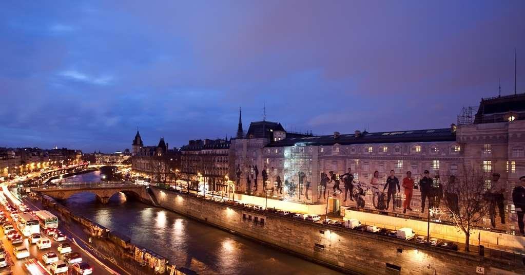 Hotel Le Notre Dame Saint Michel Paris Exteriör bild